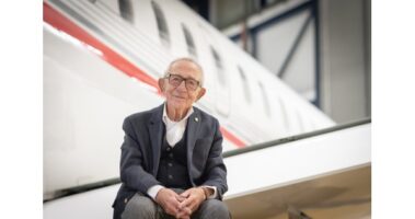 Read more about the article Jet Aviation’s Elie Zelouf Inducted as European Living Legend of Aviation
