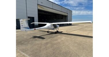 Read more about the article Fourteen UK airfields now trail blazing electric aviation – BBGA