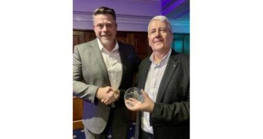 Read more about the article BBGA honours Neil Harvey with Year 2024 Contribution to Industry Award