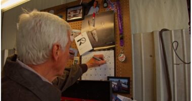 Read more about the article Longtime Duncan Aviation Team Member Celebrates 70 Years with a Unique Anniversary Flight