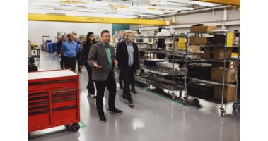 Read more about the article Duncan Aviation Celebrates Major Expansion of Turbine Engine Overhaul Shop in Lincoln, Nebraska